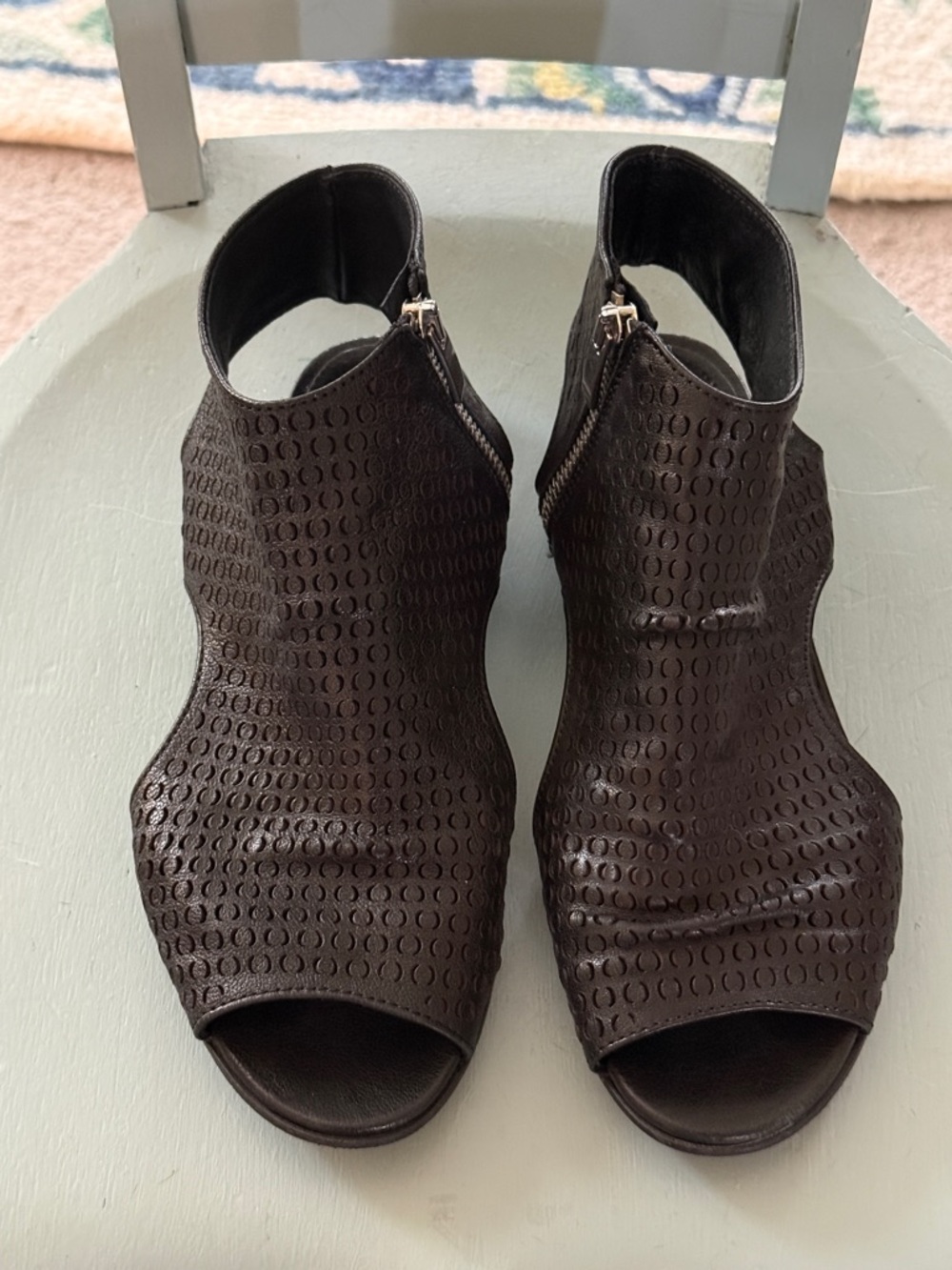 Ron White EU37/US6.5 Perforated Open-Toe Sandal Booties in Bpack
